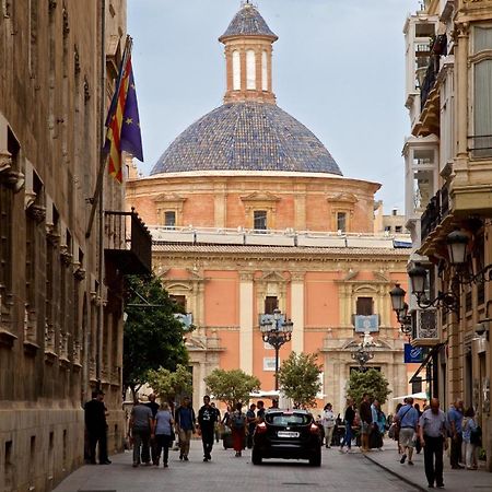 Avakian Suite Valencia Bagian luar foto