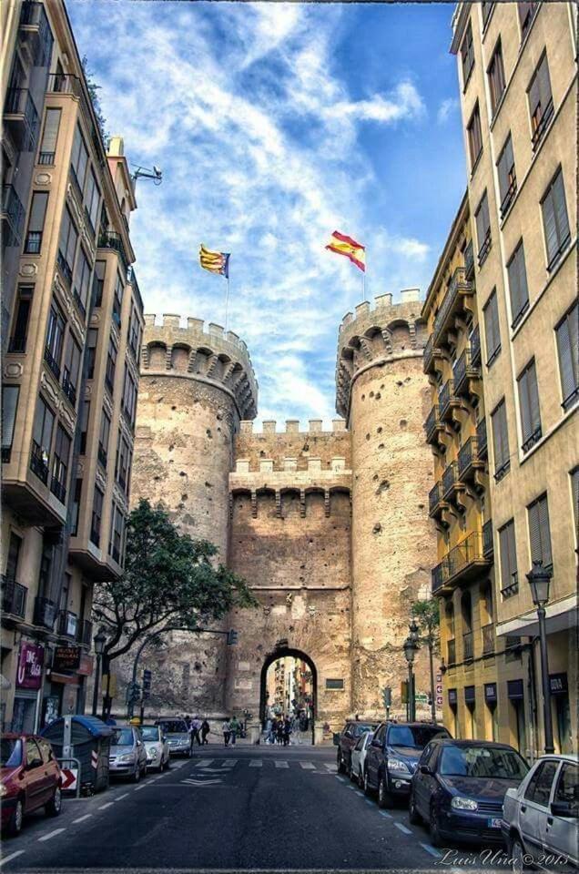 Avakian Suite Valencia Bagian luar foto